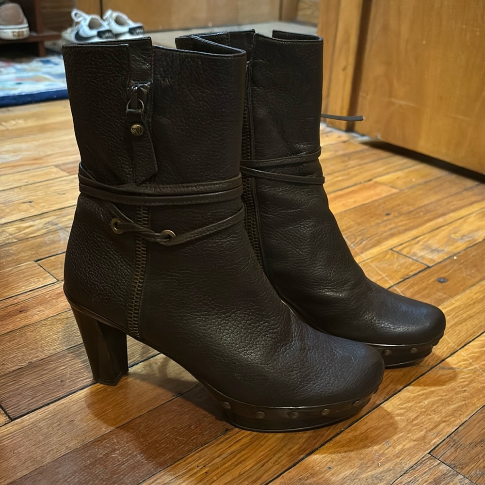 Stuart Weitzman Brown Studded Clog Leather Booties